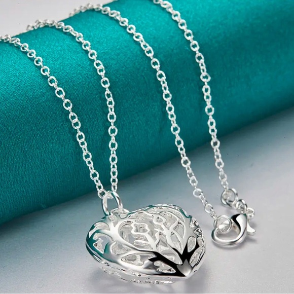 Romantic “Tree of Life” Puffed Heart Openwork Pendant with Chain - Picture 3 of 4